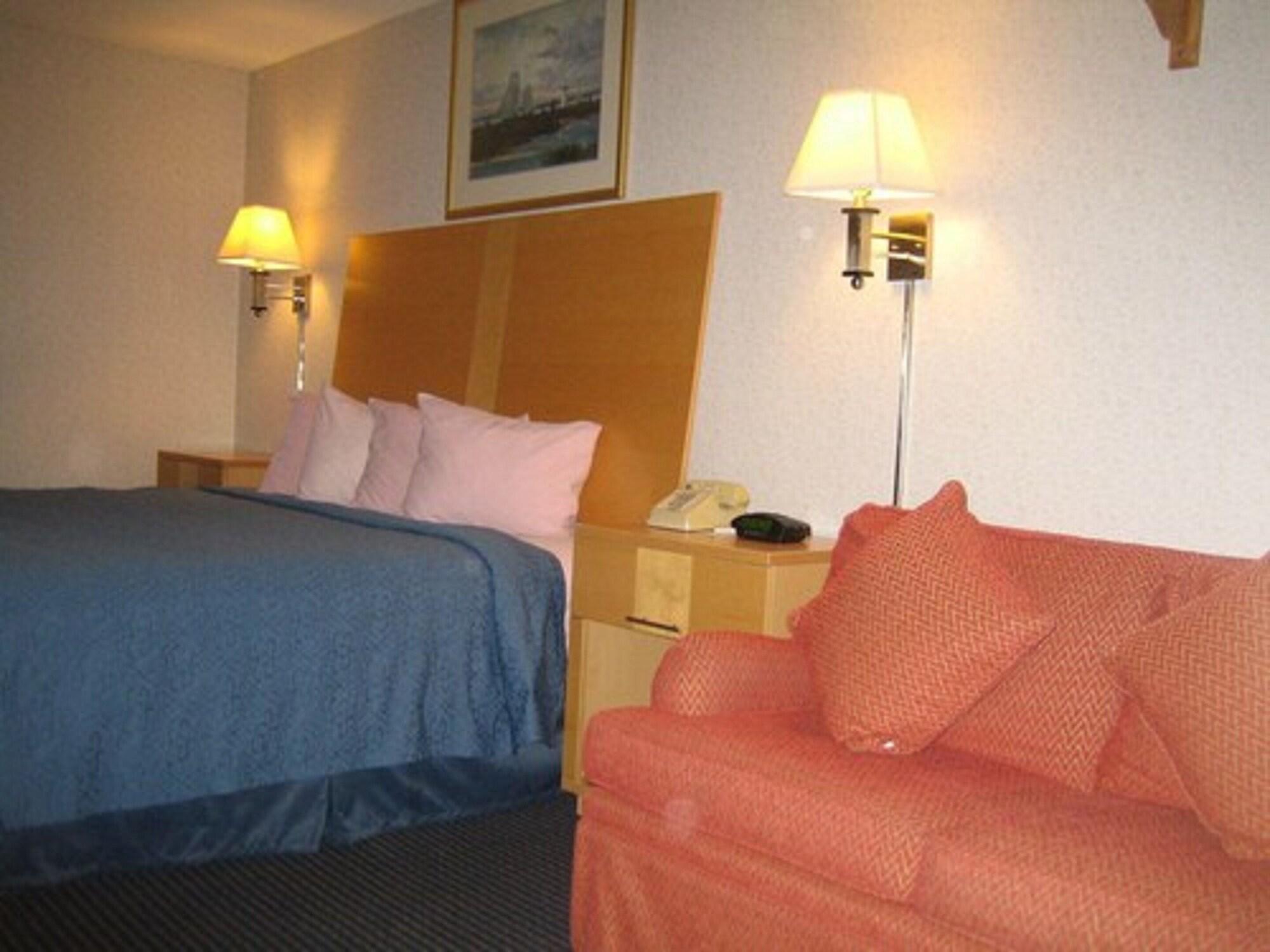 Ambassador Inn And Suites Саут-Ярмут Экстерьер фото